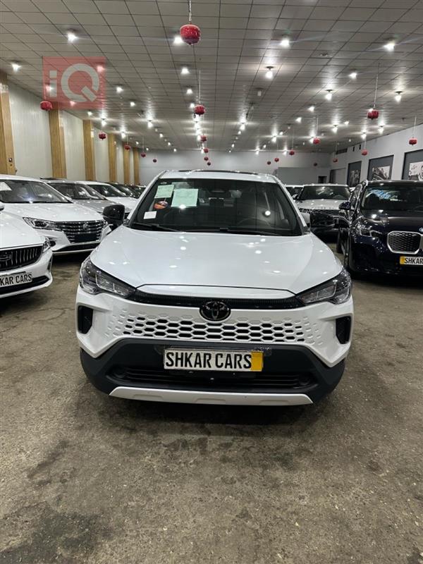 تۆیۆتا کۆرۆلا کرۆس 2025  بۆ فرۆشتن لە عێراق - سلێمانی